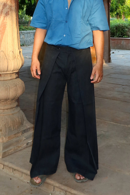 BLACK DRAPE PANTS